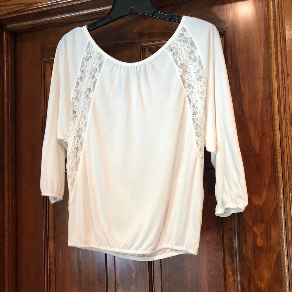 American Eagle three quarter length top
